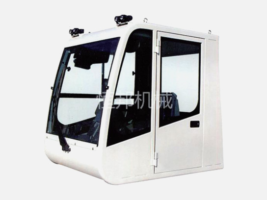 What preparation should be done before painting the cab of the excavator
